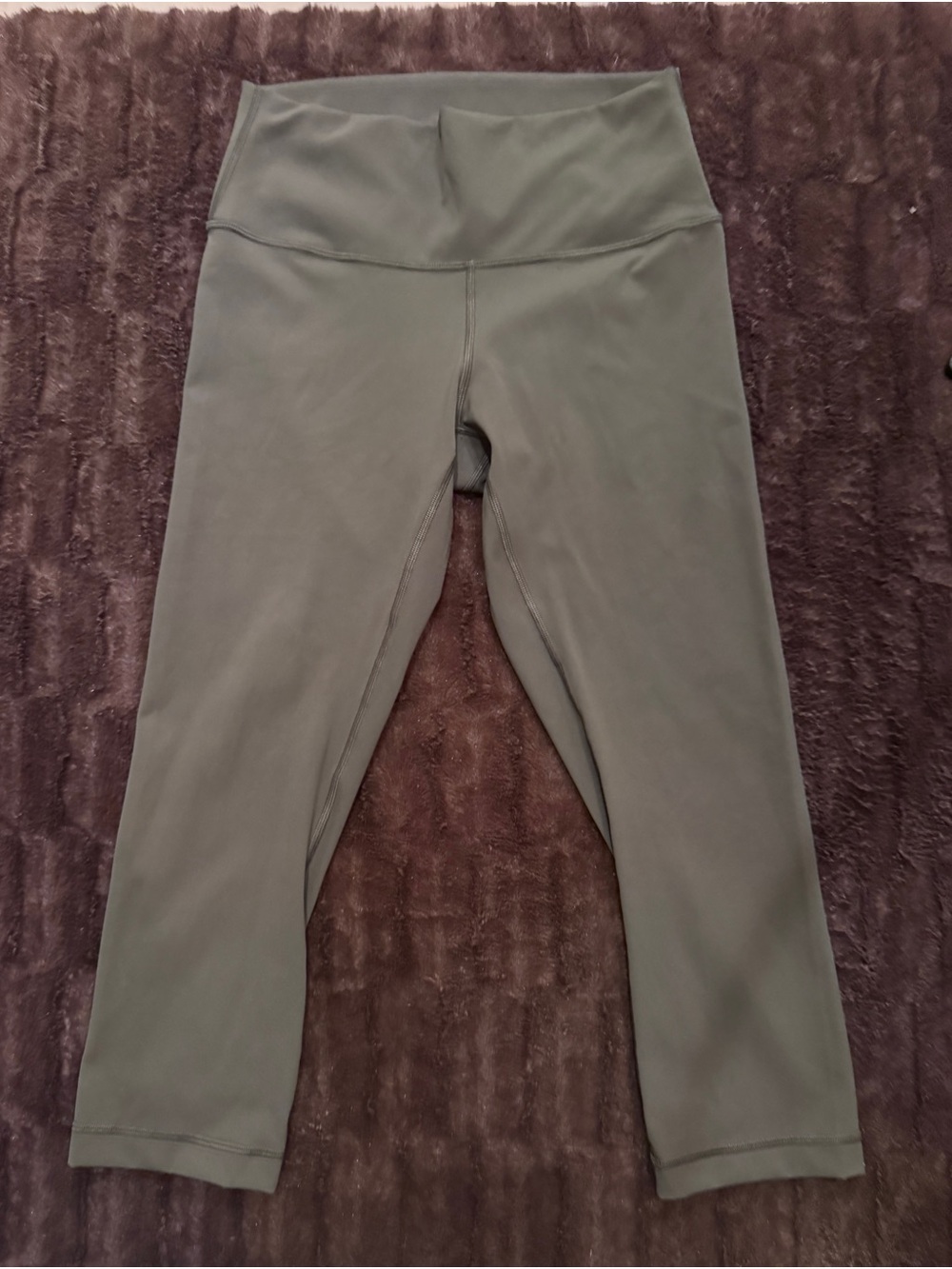 EUC lululemon athletica Olive Green High-Waist Cropped Leggings Size 8 - Picture 1 of 6